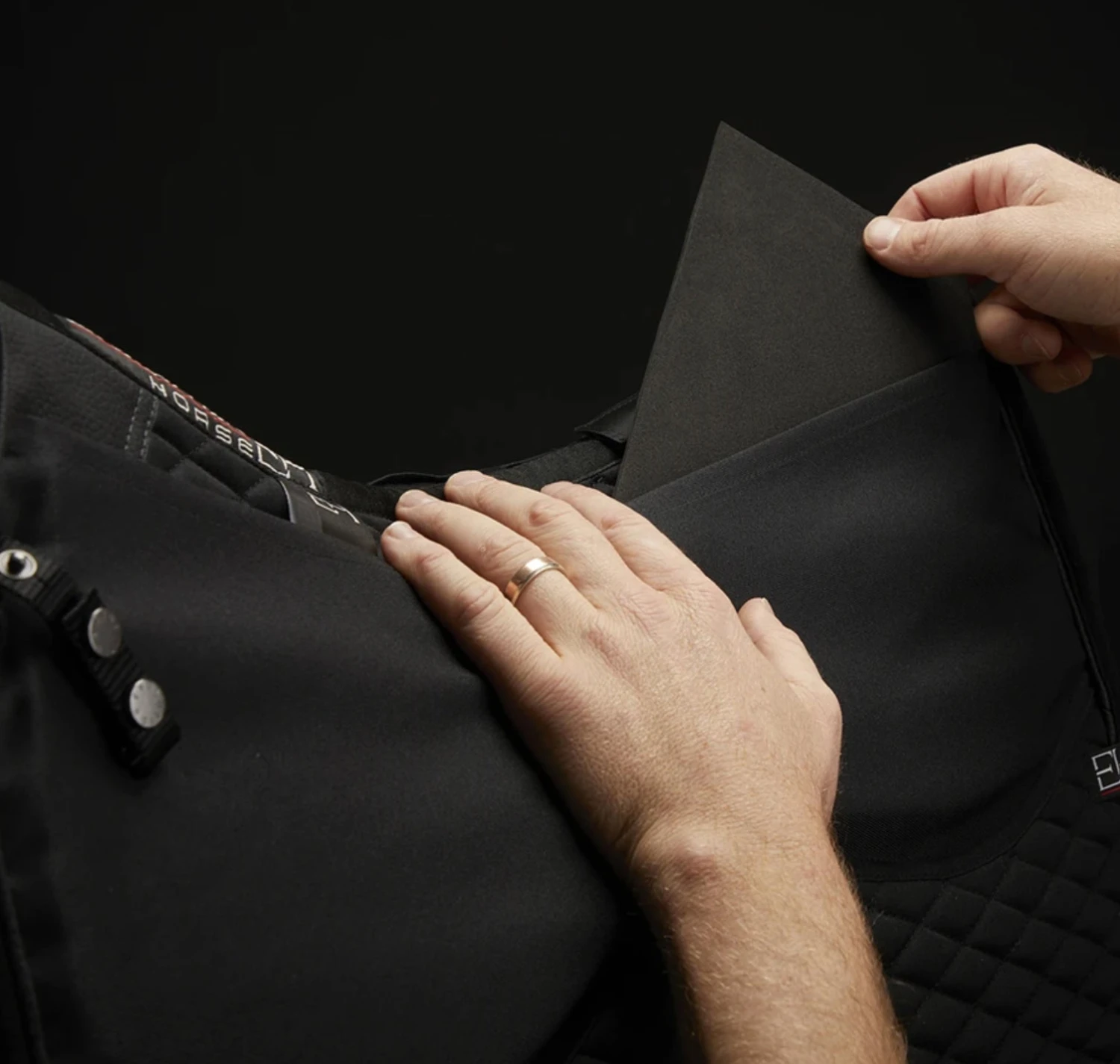 Evolution Horse Designo Streamline CC Adjuster Square Pad - Image 2