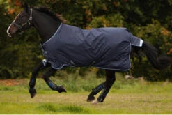 Amigo® Bravo 12 Original Turnout (Medium 250g)